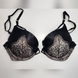 Victoria's Secret BOMBSHELL Add-2-Cups Lace-Trim Push-Up Bra Size 32C